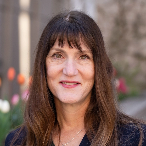 Headshot of Anne Connell.