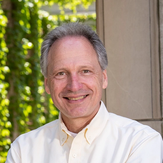 Headshot of Dan Kambic.