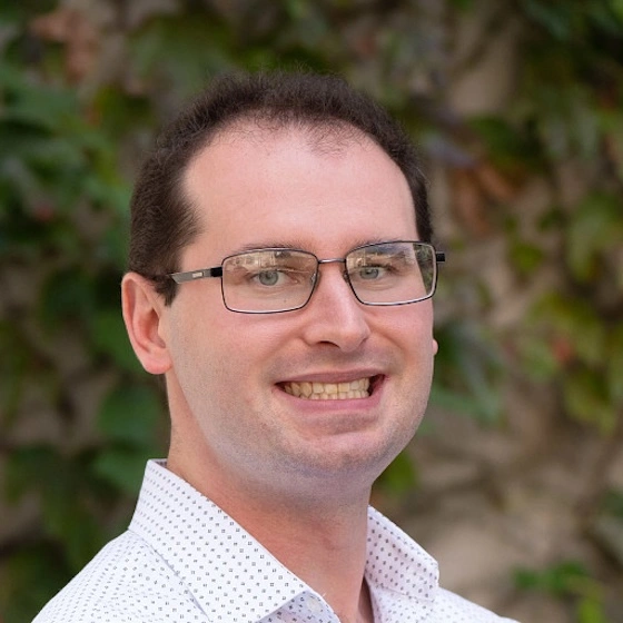 Headshot of Ryan Karl.