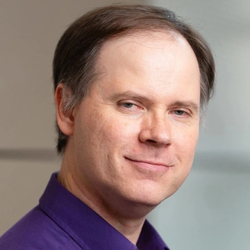 Headshot of Erik Keylor.