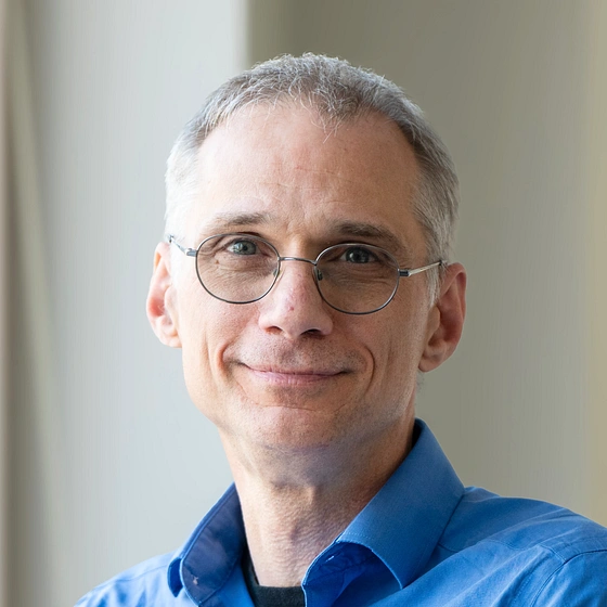 Headshot of Andrew Kompanek.