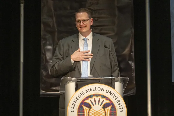 The DoD’s Michael J. Holthe addresses the SEI’s 40th anniversary celebration.