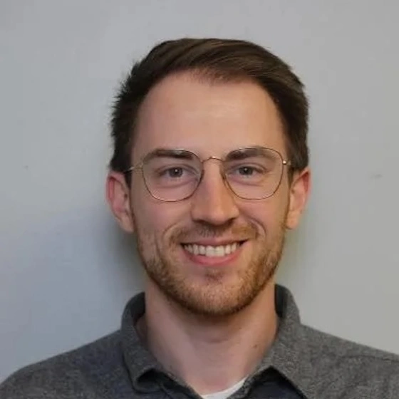 Headshot of Alex Derr.