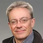 Headshot of Ian Gorton.