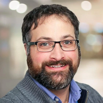 Headshot of Alexander Petrilli.