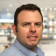 Headshot of Chris Taschner.