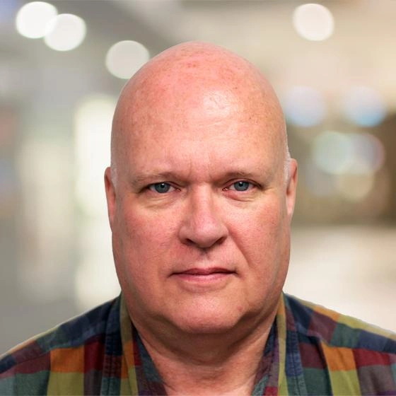 Headshot of Peter Capell.